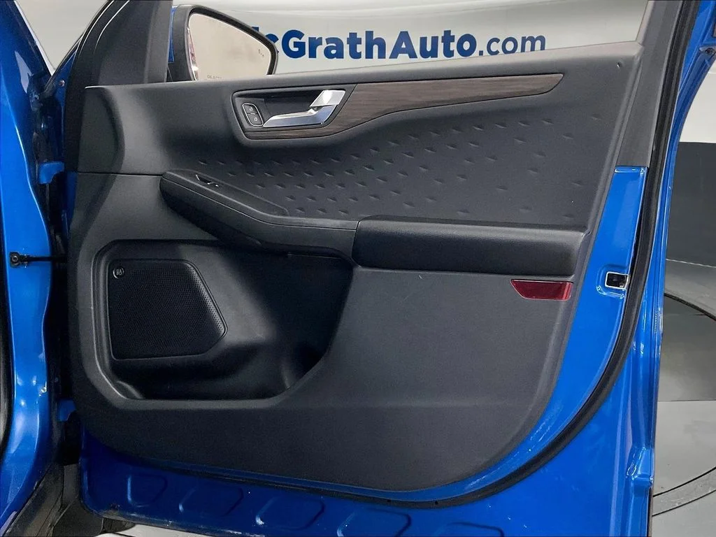 Used 2020 Blue Ford Titanium image 29