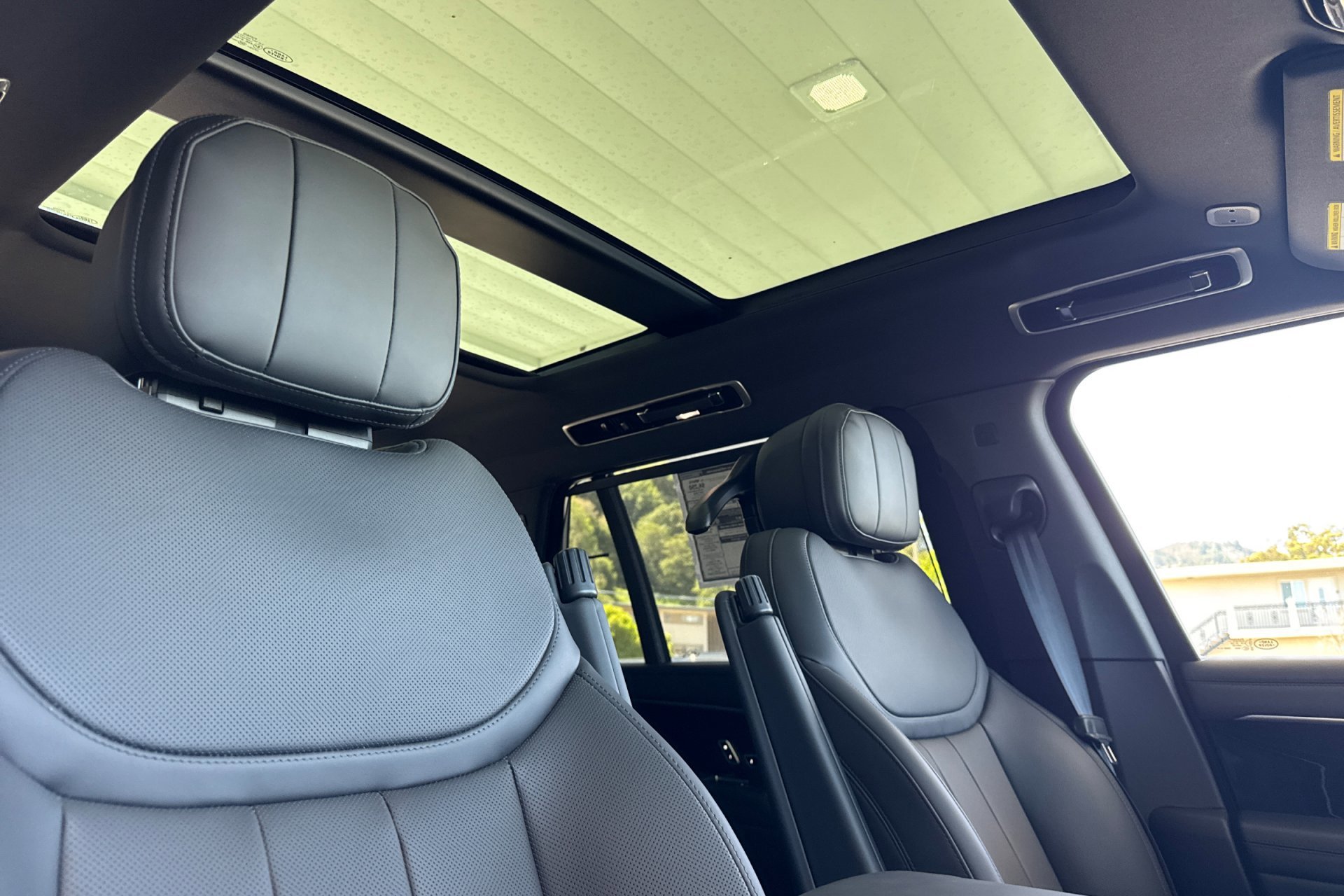 2026 Land Rover Range Rover SE - Photo 20