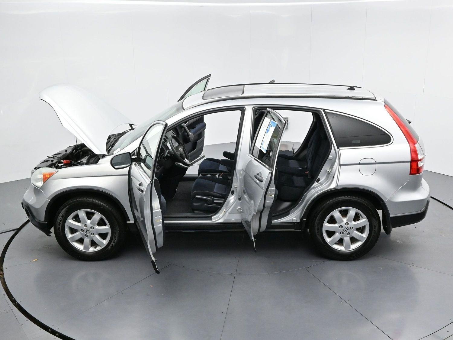 Used 2009 Alabaster Silver Metallic Honda EX image 31