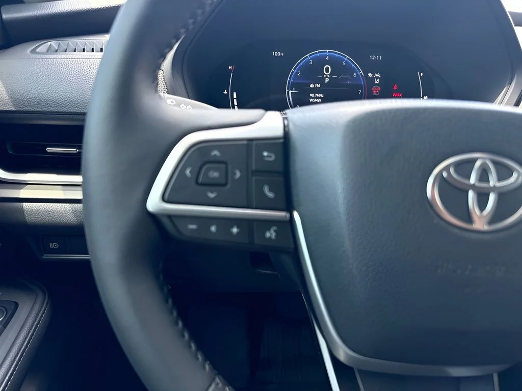 Used 2026 White Toyota XLE image 14