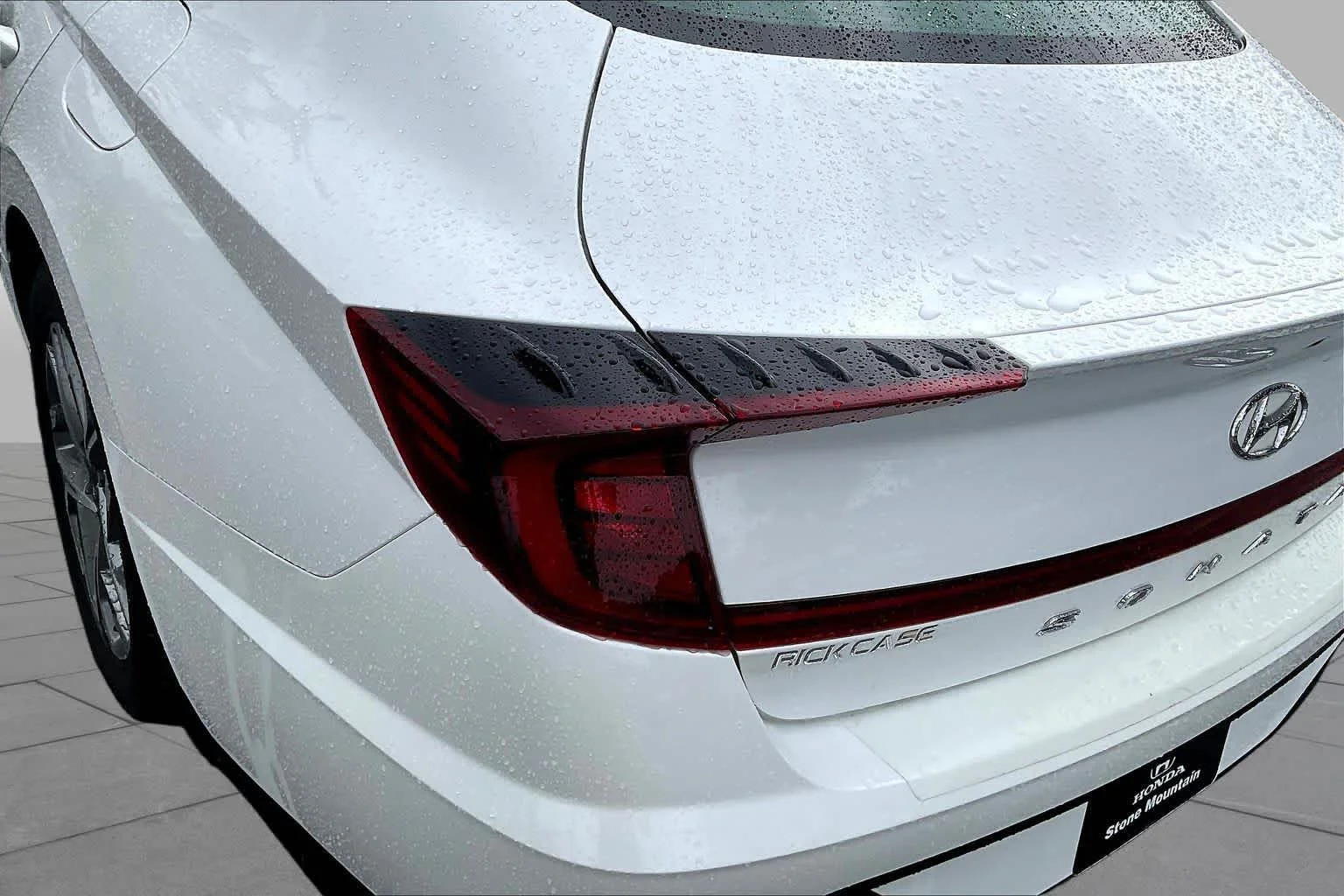 Used 2022 Quartz White Hyundai SEL image 28