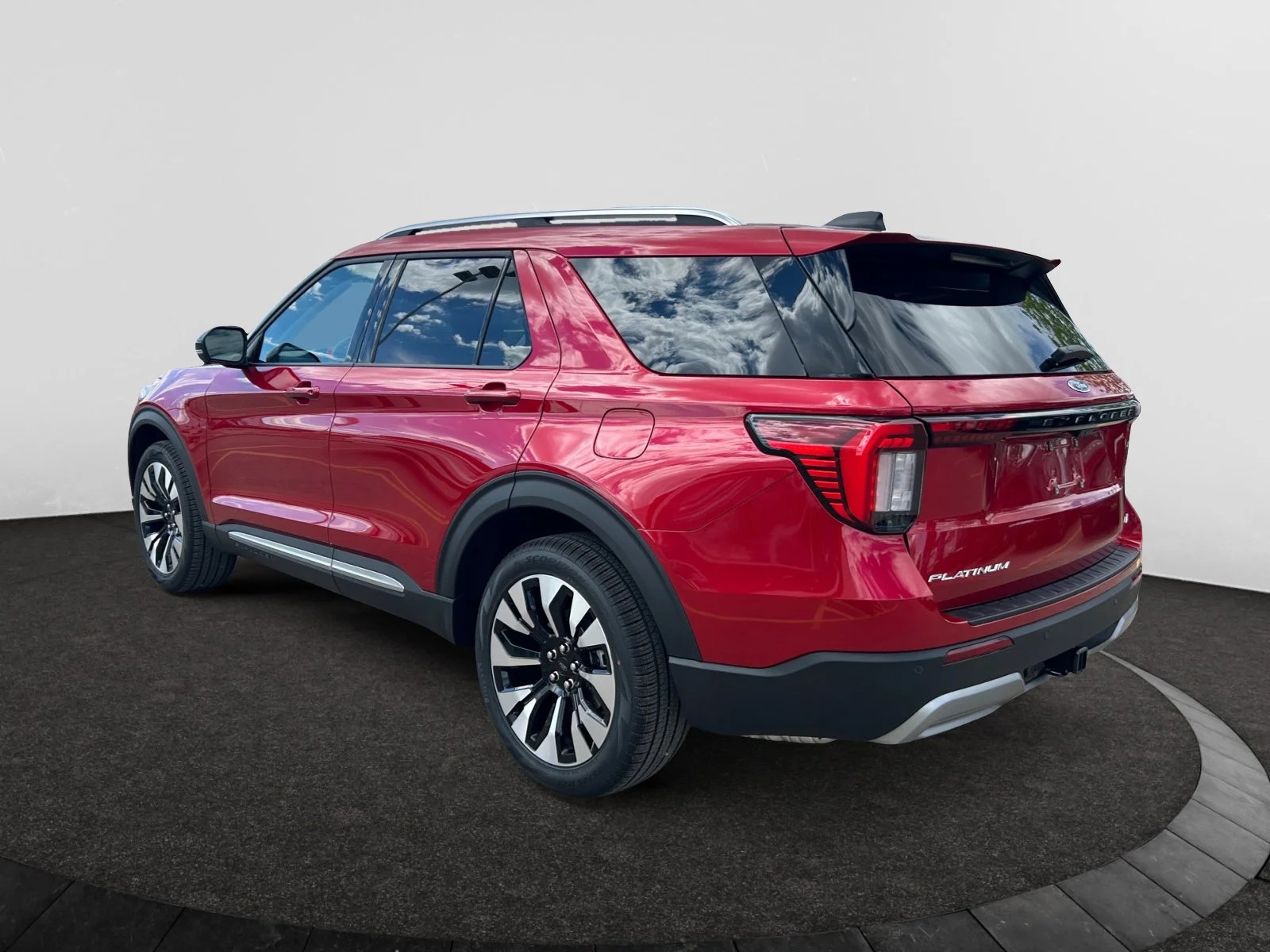 New 2026 Rapid Red Metallic Tinted Clearcoat Ford Platinum image 3