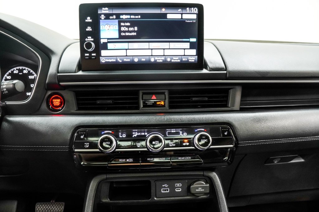 Used 2025 White Honda Touring image 29