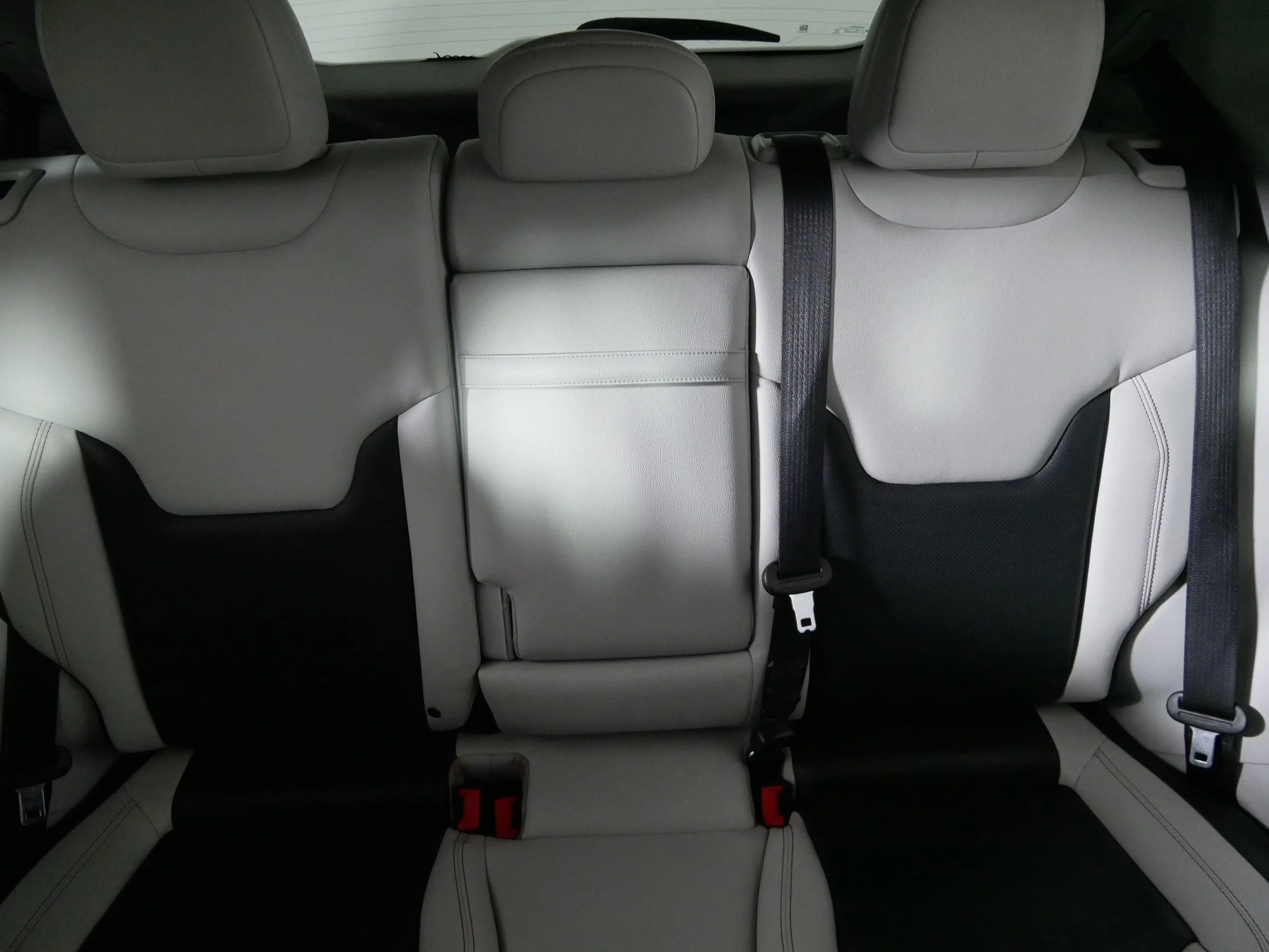 Used 2017 White Clearcoat Jeep Limited image 13