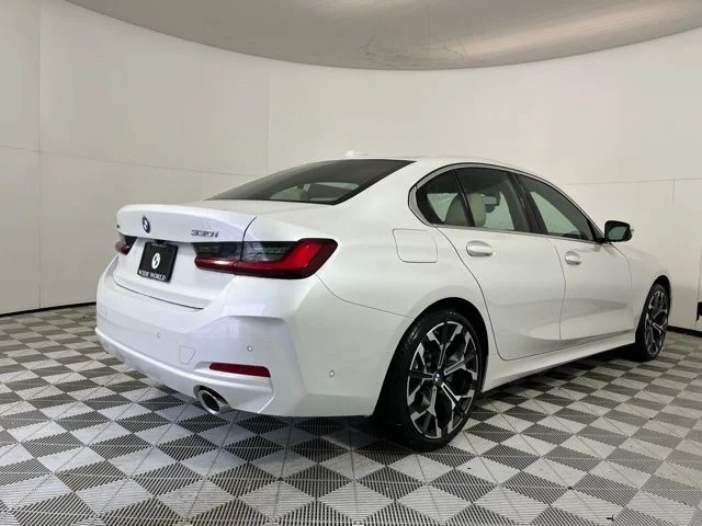 New 2026 Mineral White Metallic BMW 330i xDrive image 7