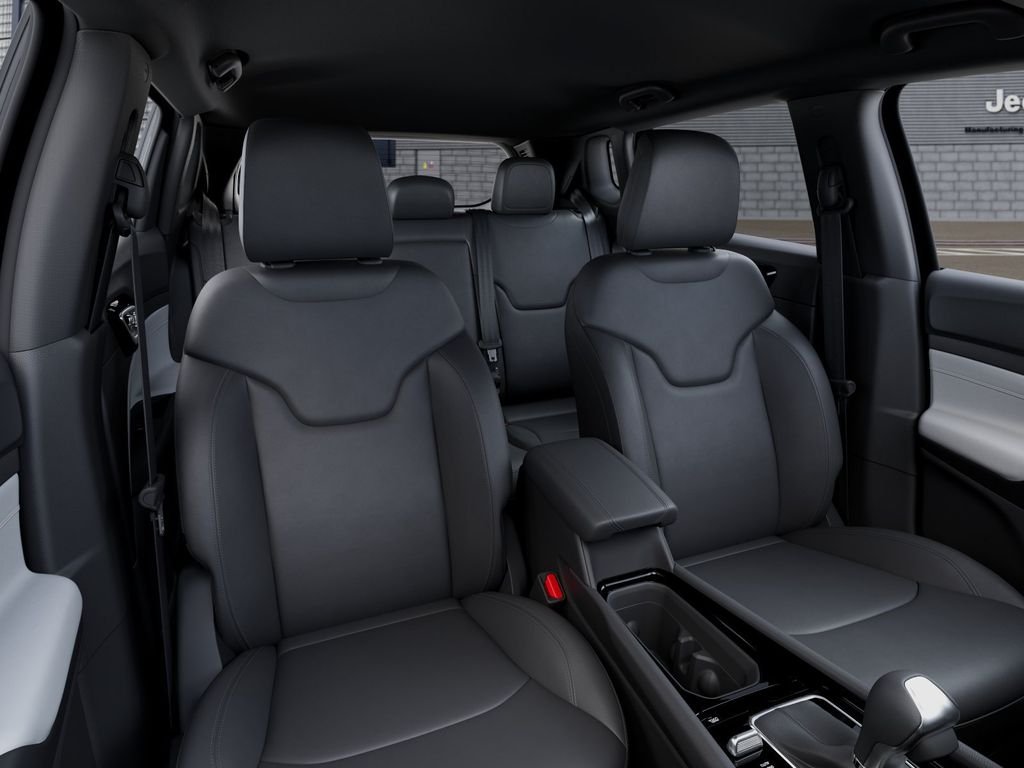 New 2026 Fathom Blue Pearl-Coat Exterior Paint Jeep Limited image 16