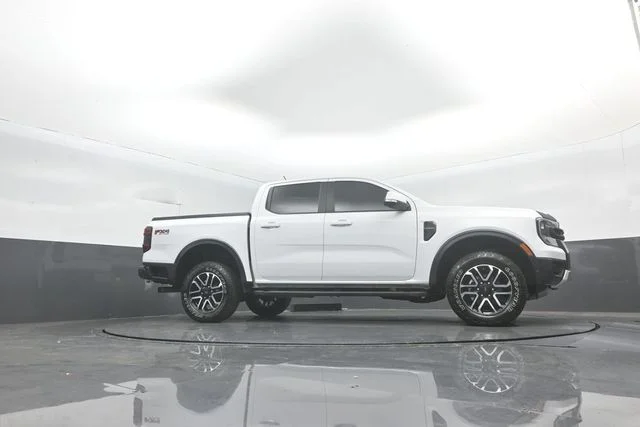 Used 2024 White Ford Lariat image 28