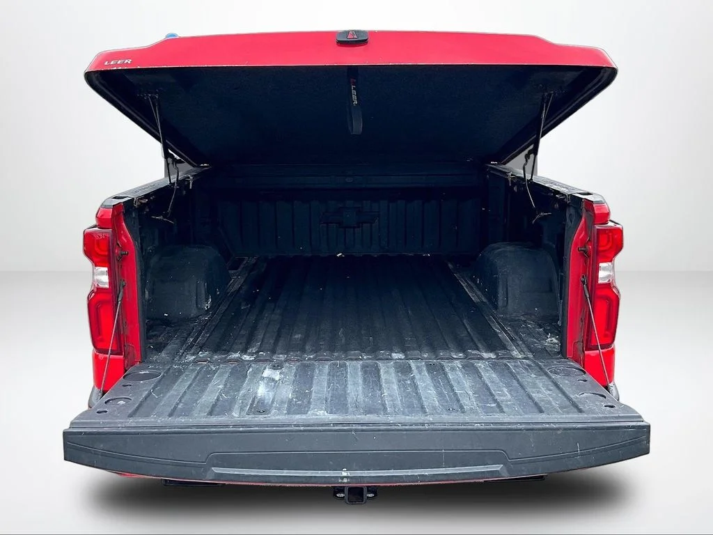 Used 2021 Red Chevrolet RST image 19