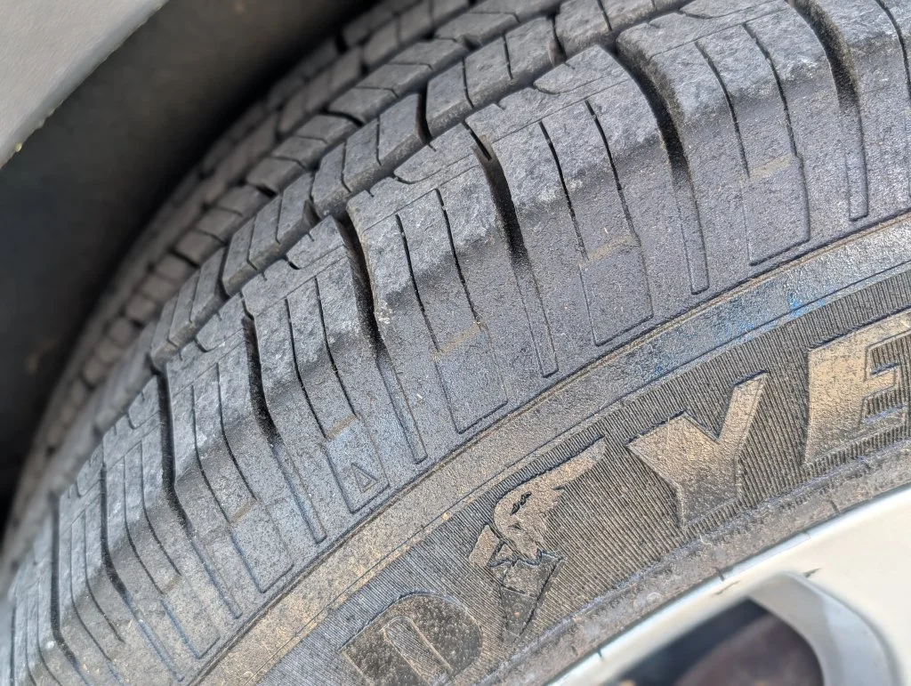 Used 2013 Gray Ford SEL image 11