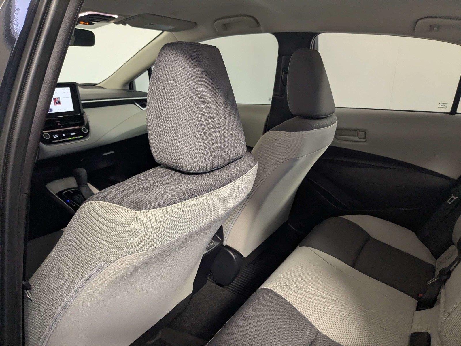 Used 2025 Underground Toyota LE image 34