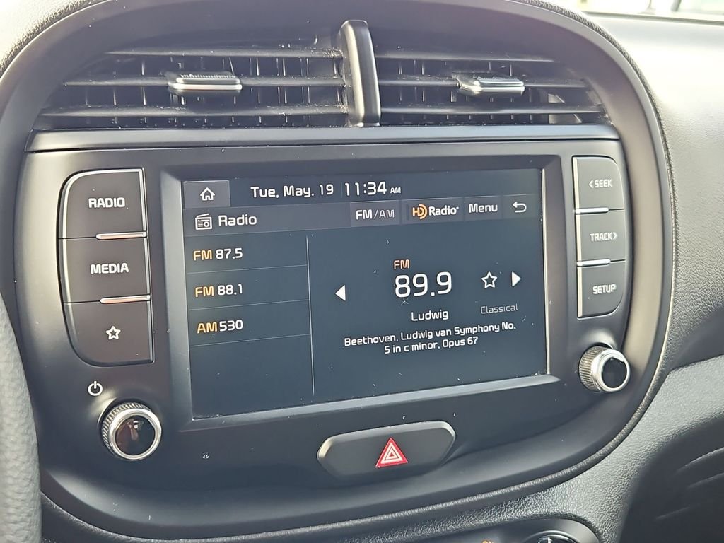 Used 2022 Gravity Gray Kia LX image 16