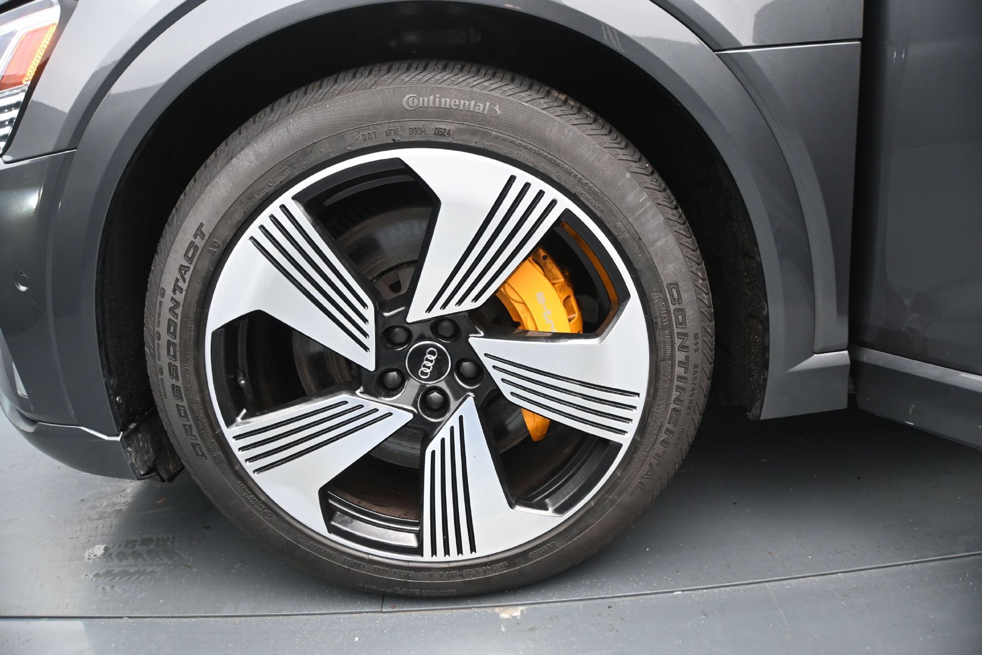 Used 2019 Daytona Gray Pearl Audi Prestige image 29