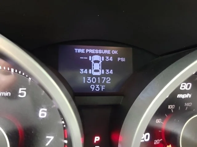 Used 2009 Crystal Black Pearl Acura 3.5 image 28