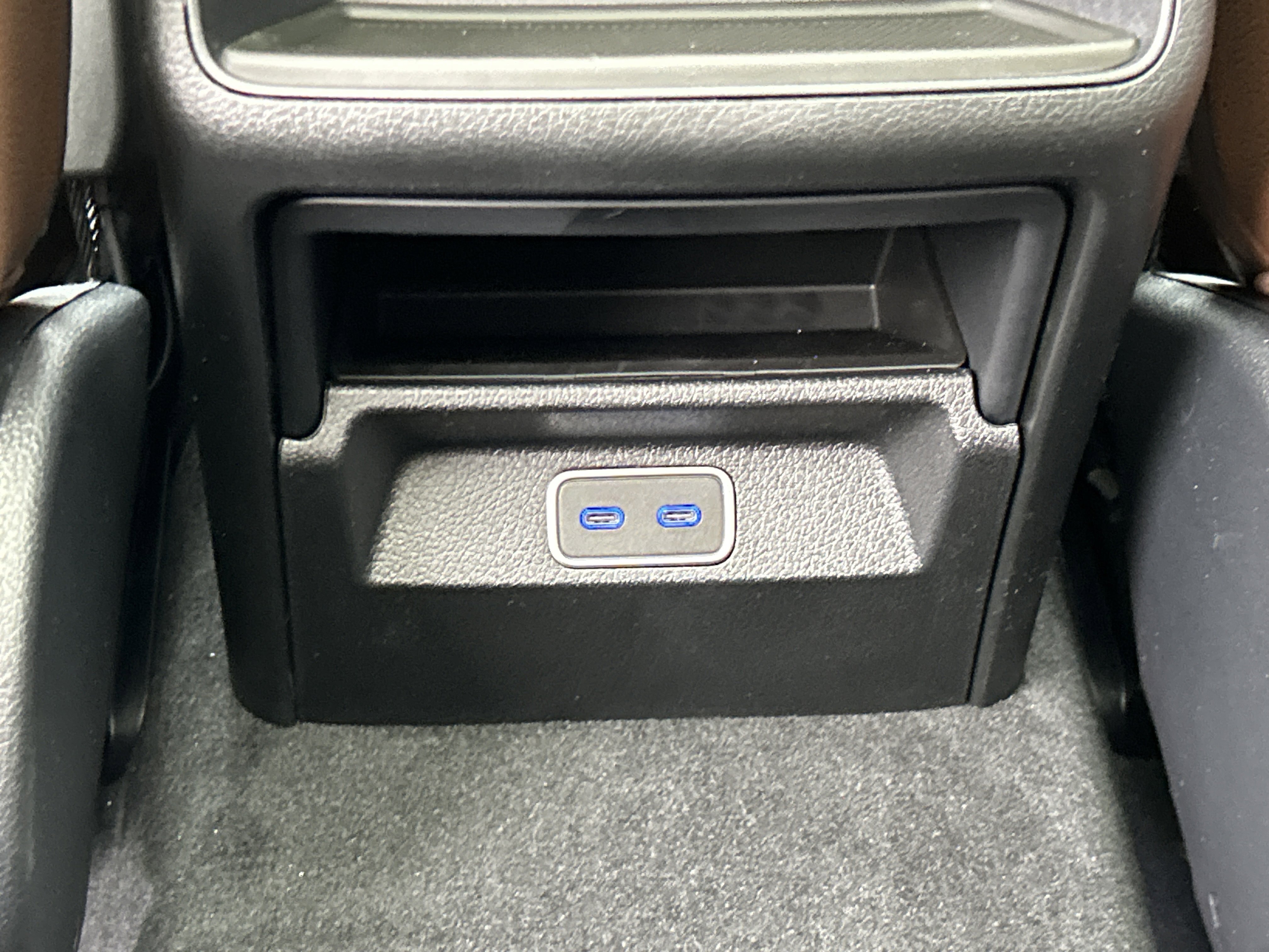 New 2026 Obsidian Black Metallic Mercedes-Benz GLE 350 4MATIC® SUV image 37
