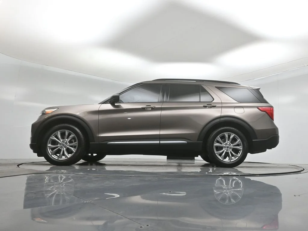 Used 2021 Gray Ford XLT image 7