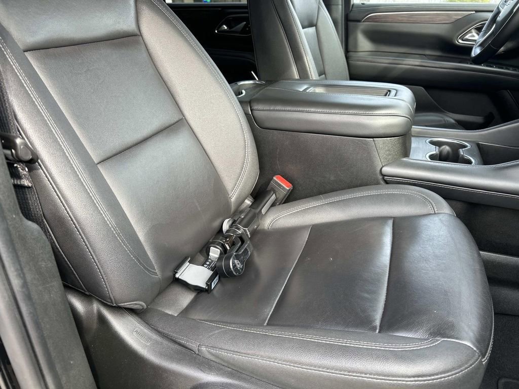 Used 2023 Black Chevrolet LT image 21