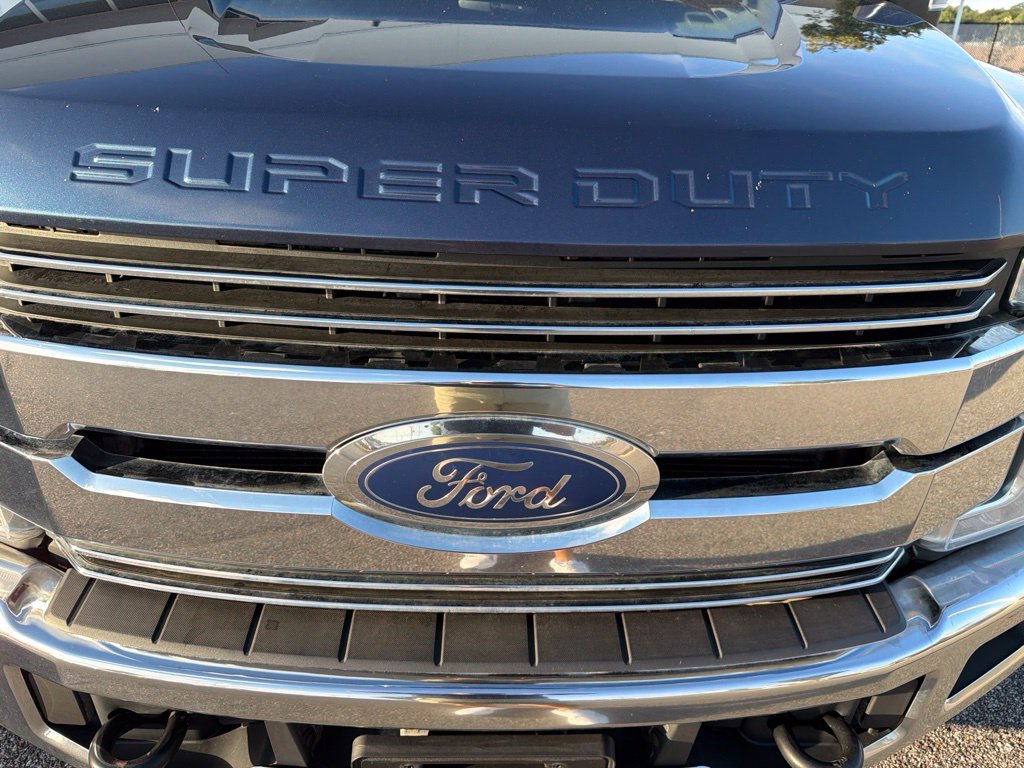 Used 2019 Blue Ford Lariat image 13