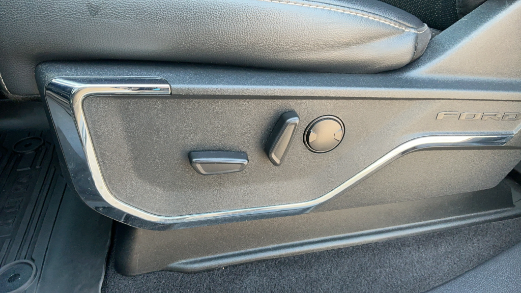 Used 2024 Gray Ford Lariat image 19