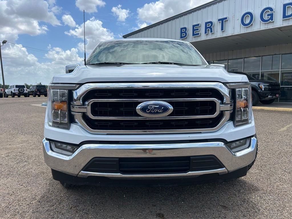 Used 2022 White Ford XLT image 2