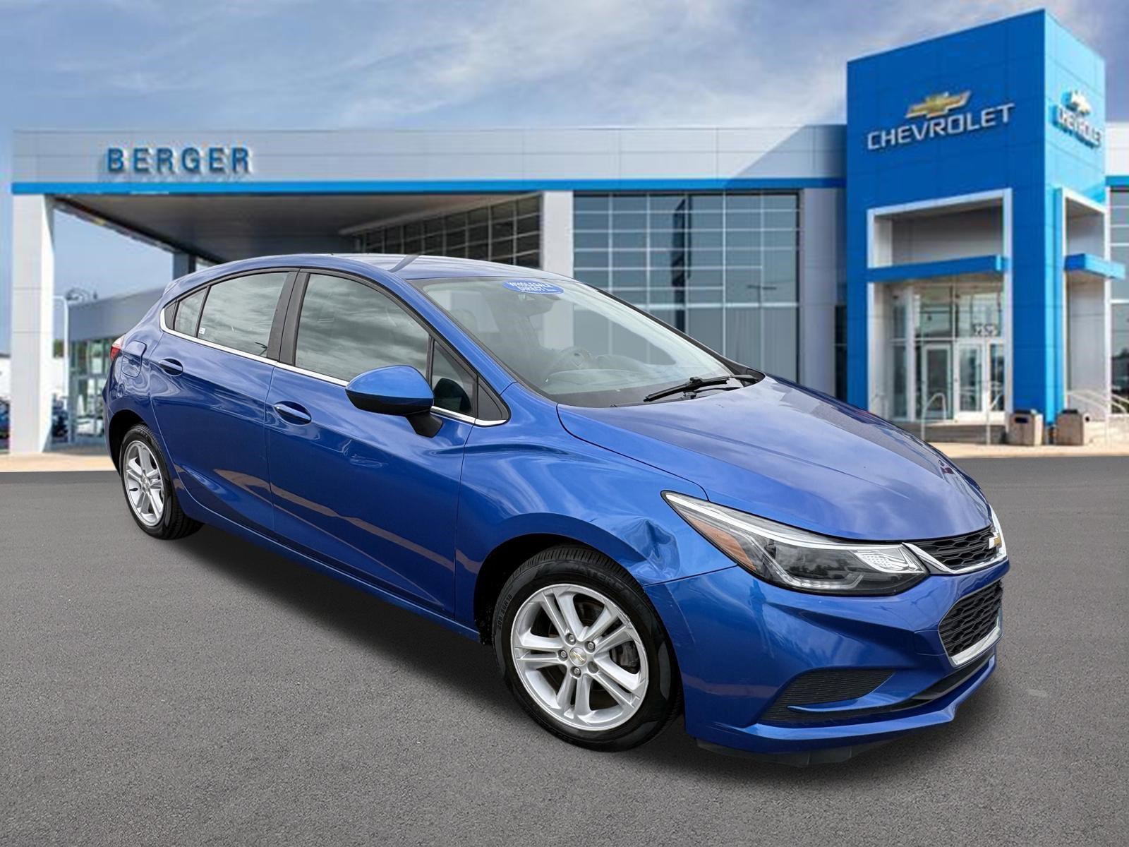 2017 Chevrolet Cruze LT Hatchback Auto's photo