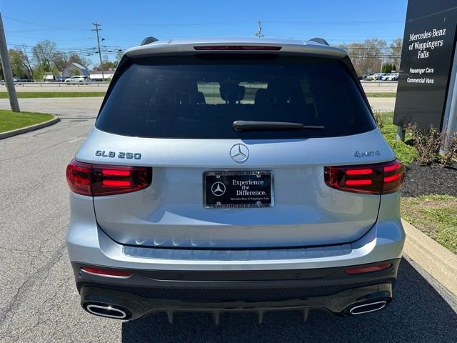 New 2026 Cirrus Silver Metallic Mercedes-Benz GLB 250 image 37