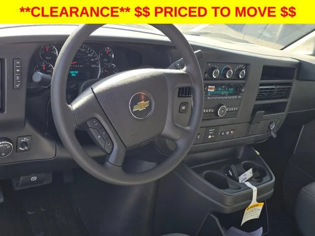 2025 Chevrolet Express Cargo Work Van - Photo 18