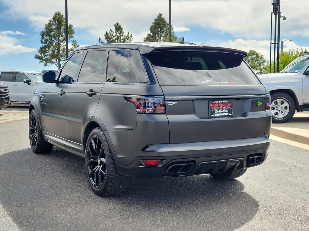Used 2020  Land Rover SVR image 5