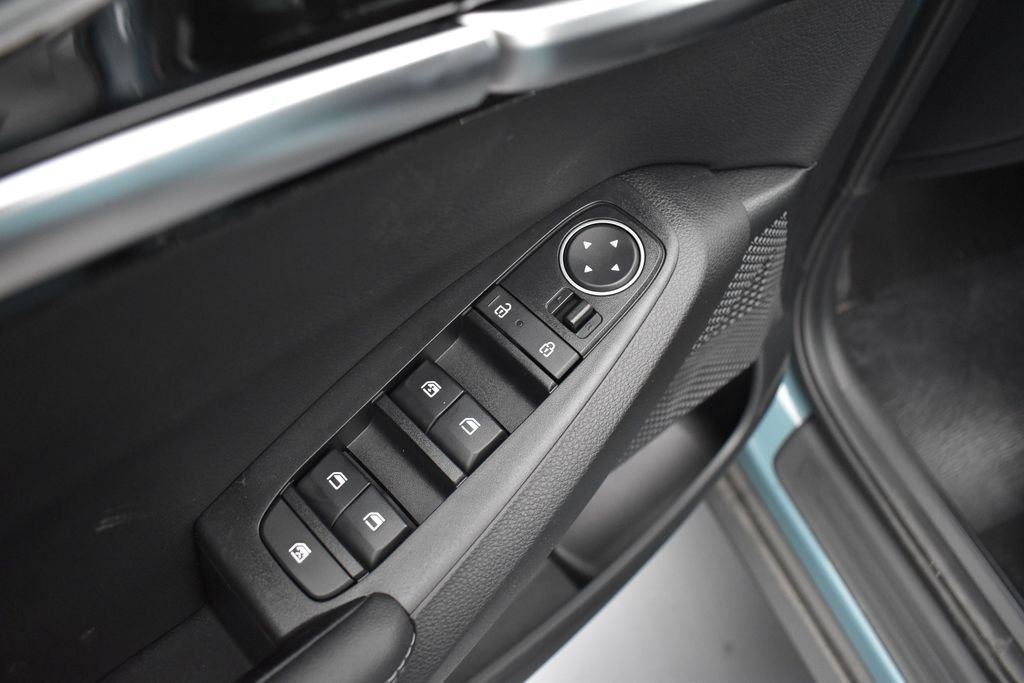 New 2026 Pluton Blue Kia EX image 6