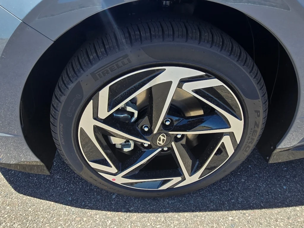 Used 2026 Transmission Blue Hyundai SEL Sport image 9