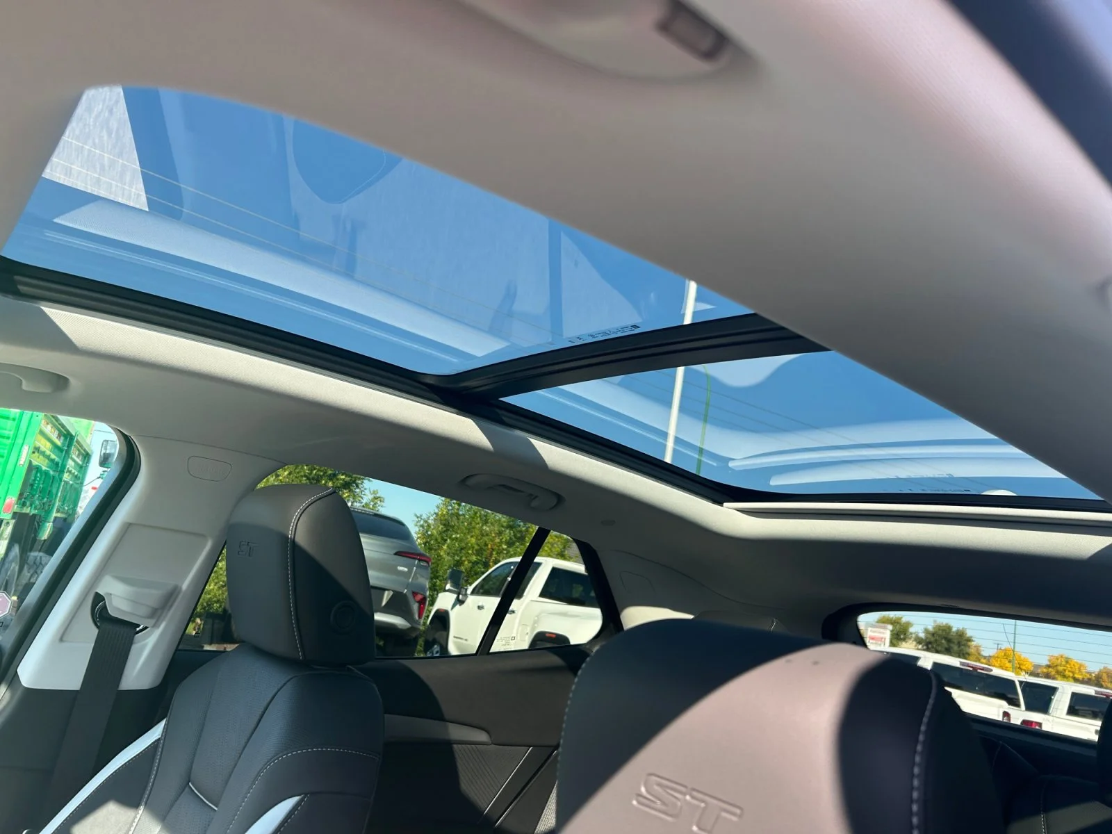 New 2026 Iridescent White Tricoat Buick Sport Touring AWD image 18