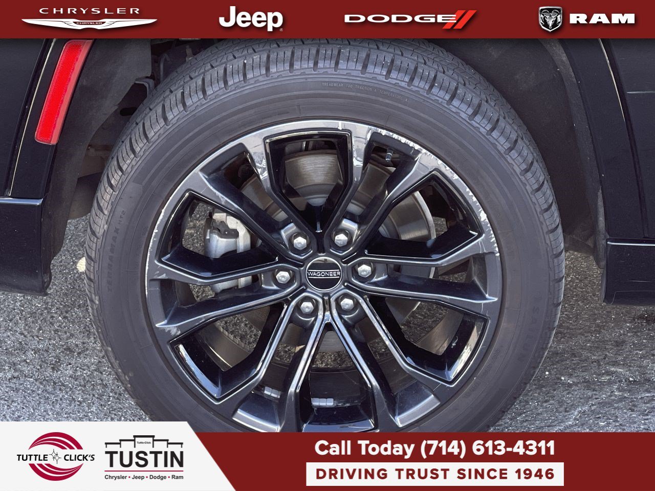 Used 2024 Diamond Black Crystal Pearlcoat Jeep Series II image 20