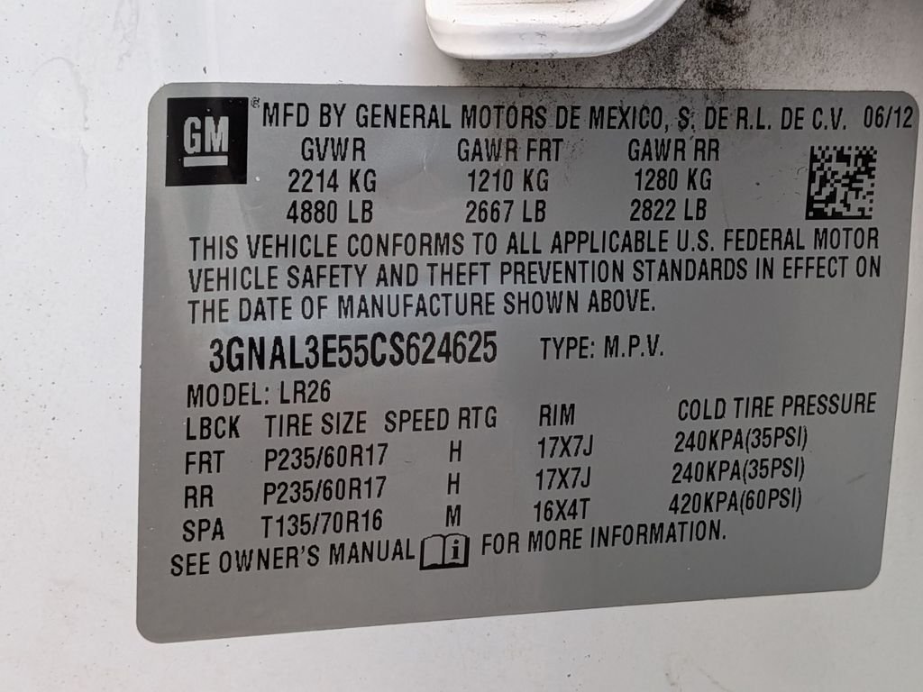 Used 2012 White Chevrolet LT image 29