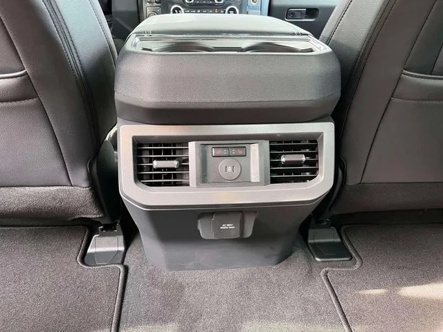 New 2027 Iconic Silver Metallic Ford F-250® Lariat® image 15