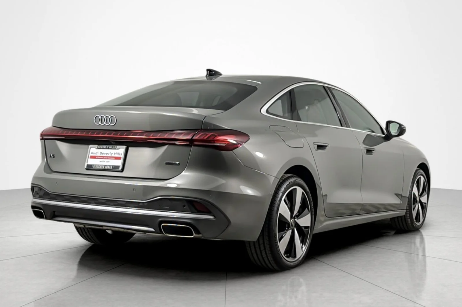 Used 2025 Chronos Gray Metallic Audi Premium Plus 2.0 TFSI quattro image 5