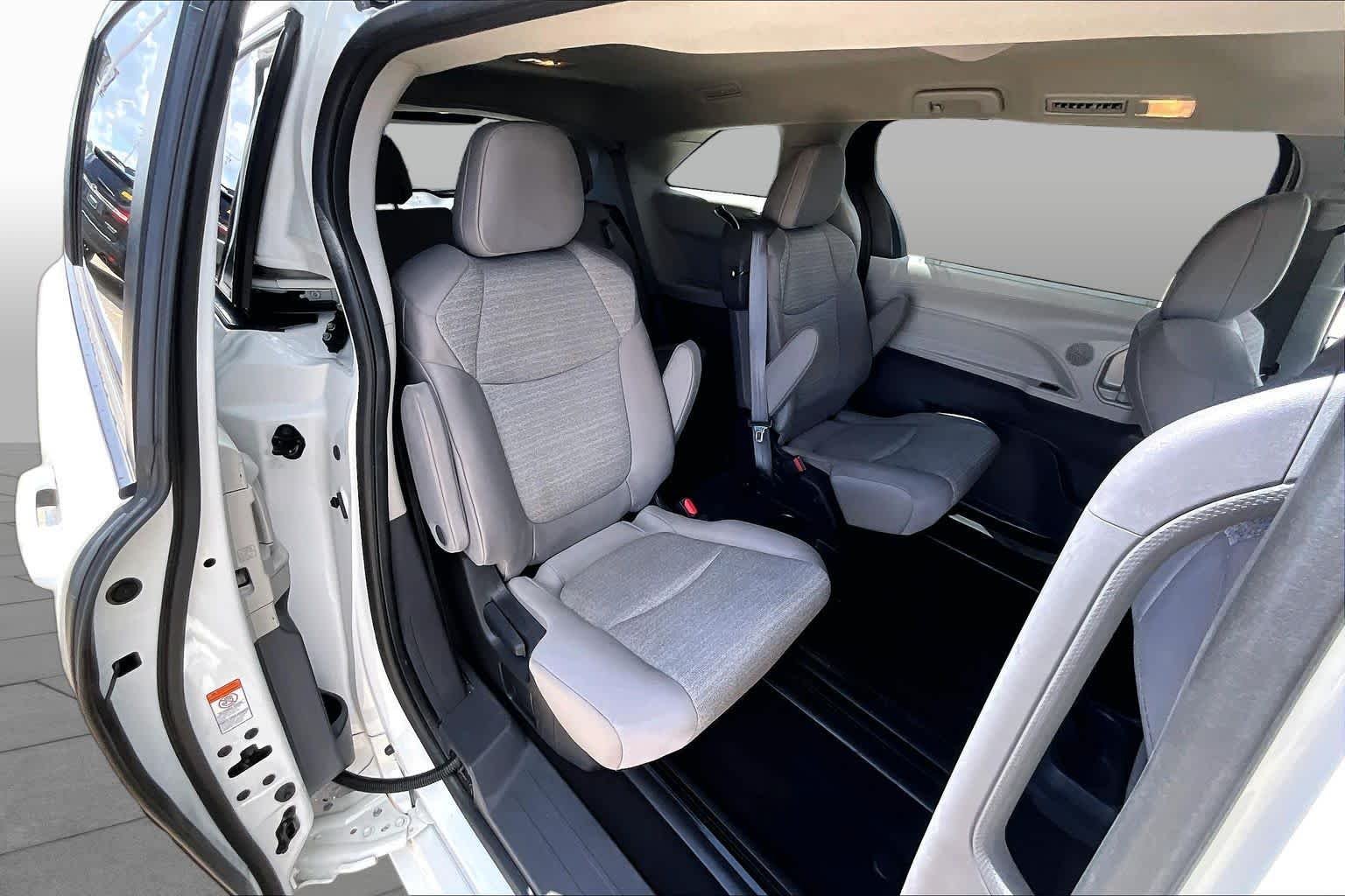 Used 2023 Ice Cap Toyota LE image 19