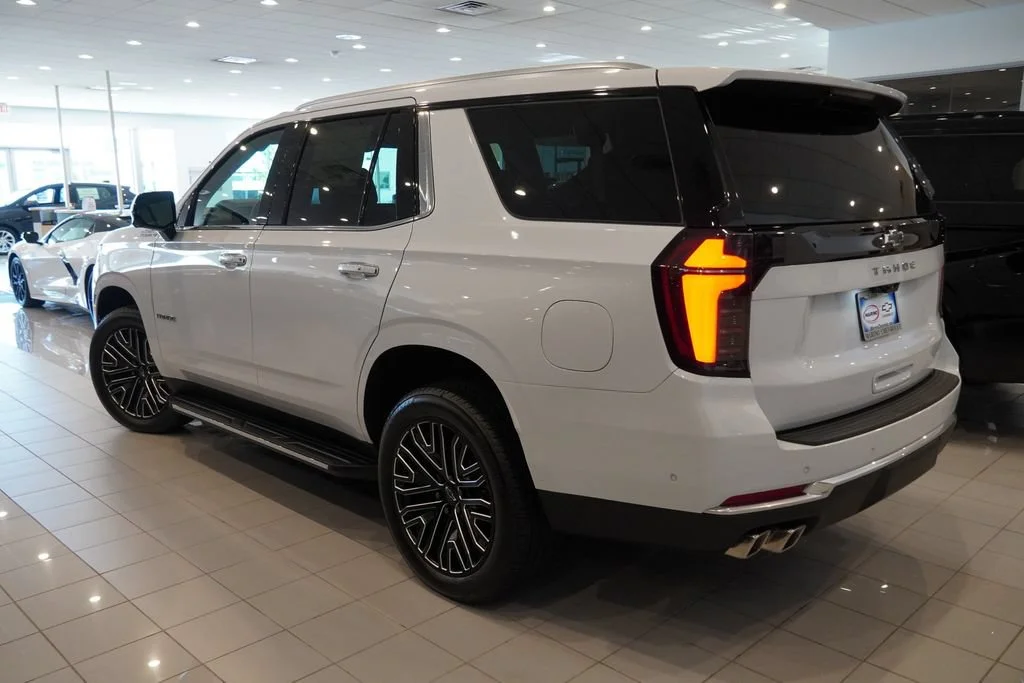 New 2026 Polar White Tricoat Chevrolet High Country image 2