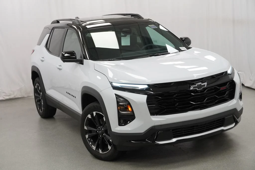 New 2027 Polar White Tricoat Chevrolet RS image 36