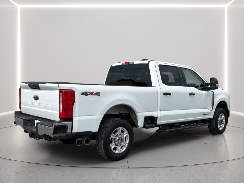 Used 2025 White Ford XLT image 15