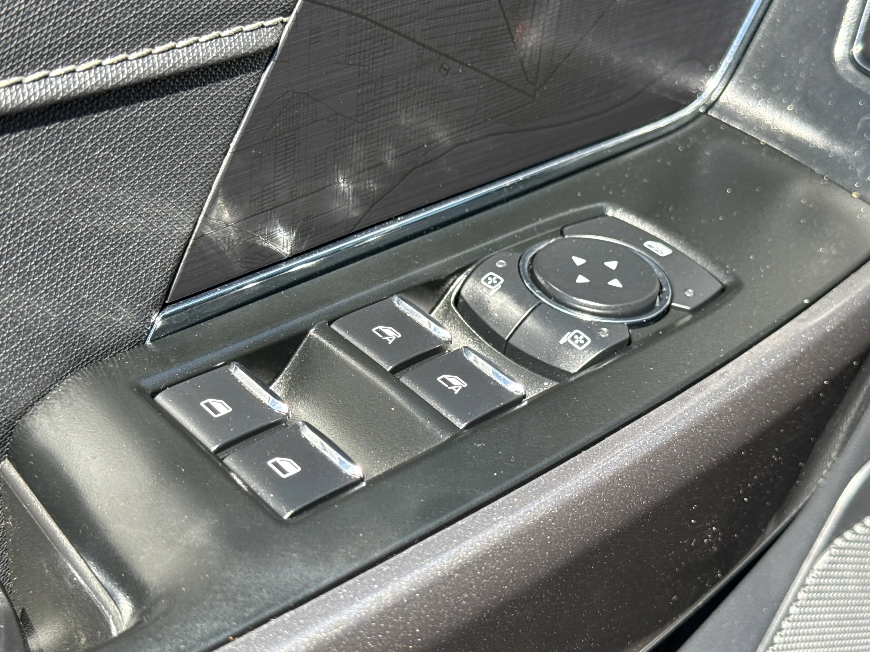 Used 2023 Avalanche Gray Ford XLT image 26
