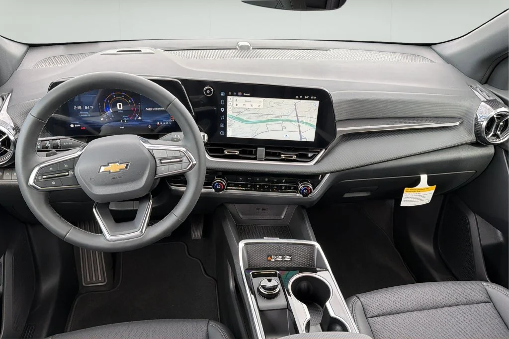 New 2027 Mosaic Black Metallic Chevrolet LT image 20
