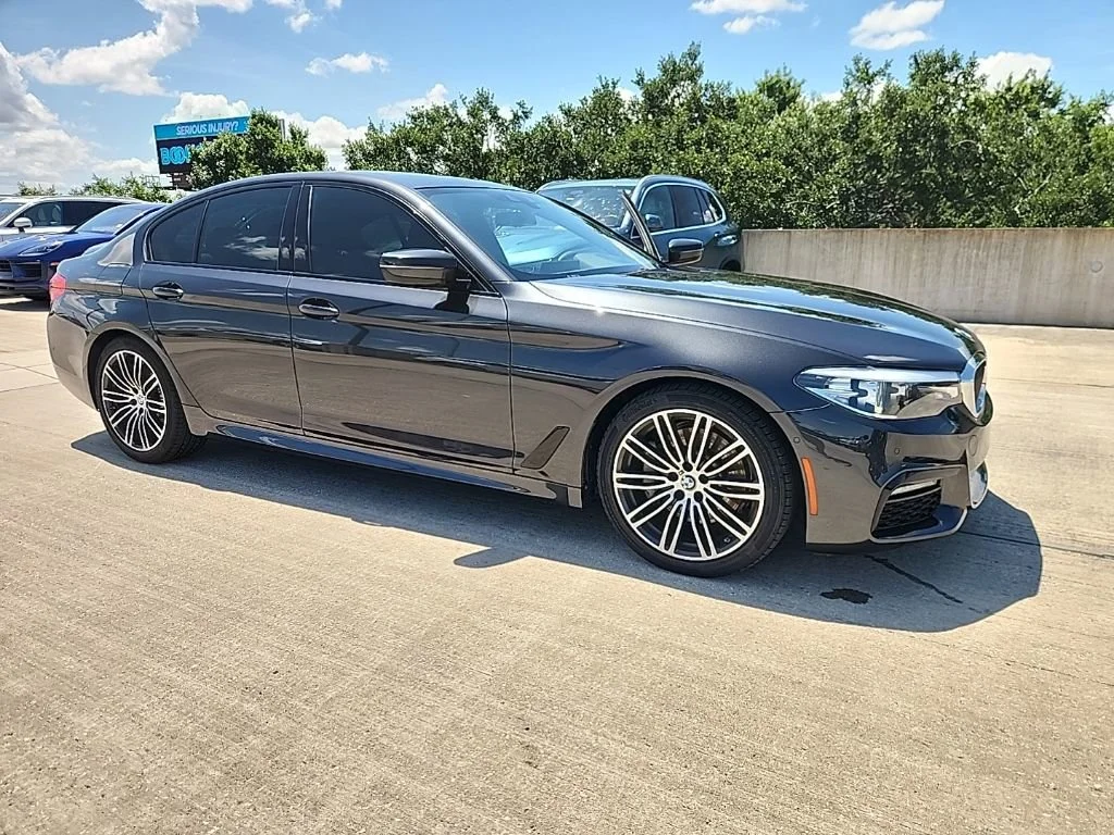 2019 BMW 5 Series 530i Sedan's photo
