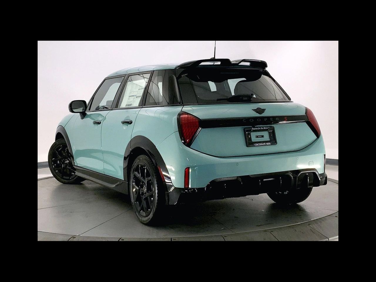 New 2026 Ocean Wave Green Metallic MINI ICONIC image 2
