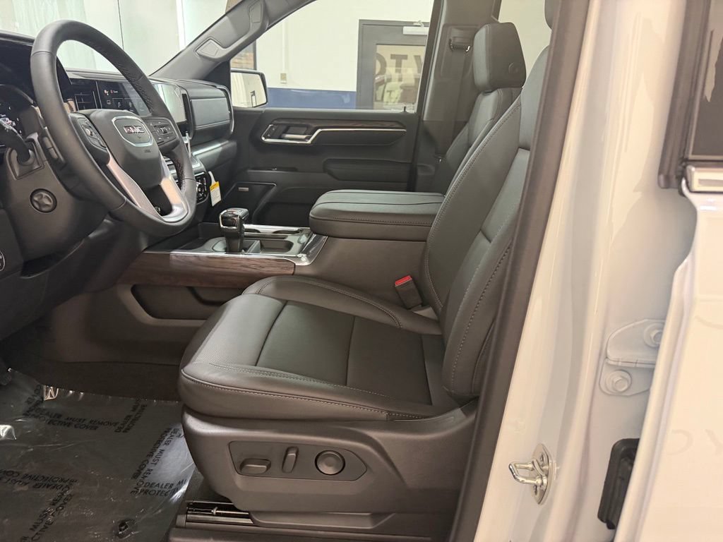 New 2026 Summit White GMC SLT image 28