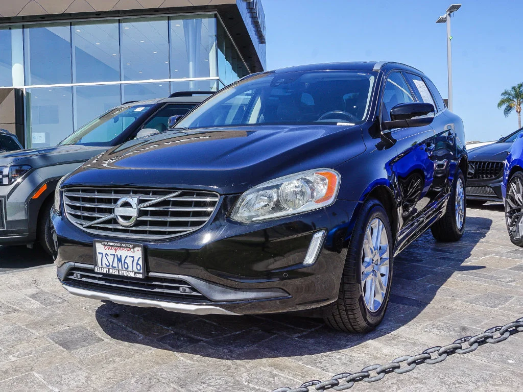 Used 2016 Black Volvo T5 Drive-E Premier image 3
