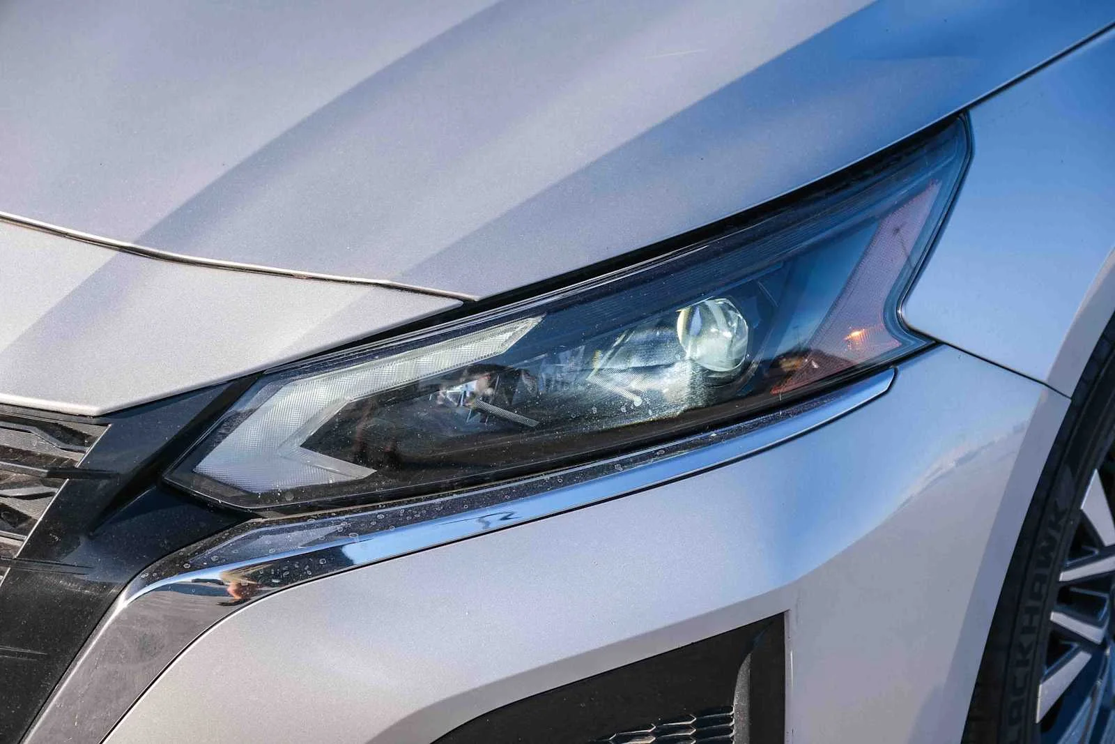 Used 2024 Brilliant Silver Metallic Nissan 2.5 SV image 12
