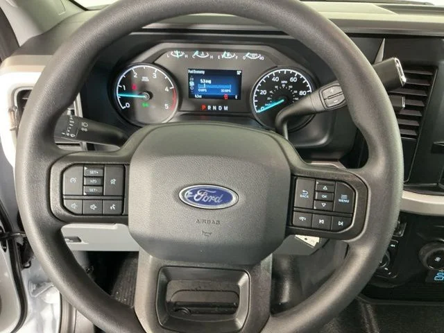 New 2026 Oxford White Ford XL image 15