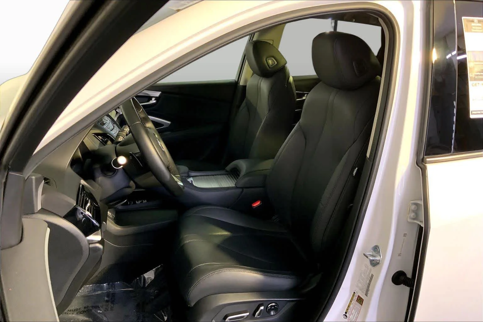 Certified Used 2023 Platinum White Pearl Acura BASE image 9