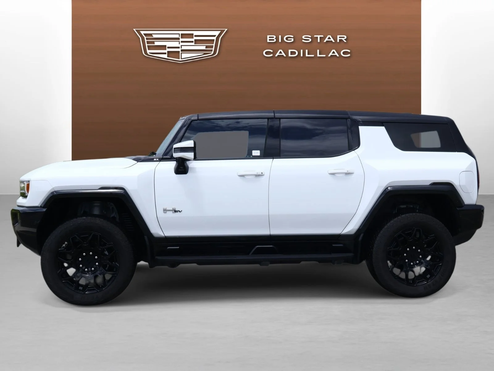 Used 2024 Interstellar White GMC 2X image 2