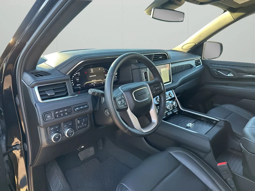 Used 2024 Black GMC Denali image 29