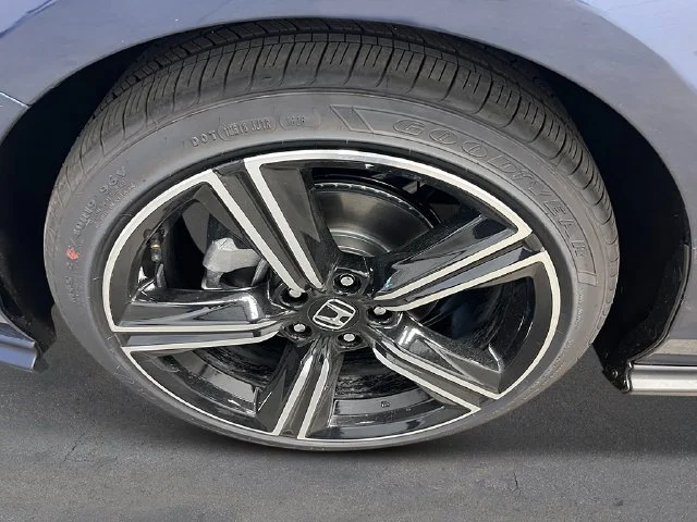 New 2026 Canyon River Blue Metallic Honda SE image 12